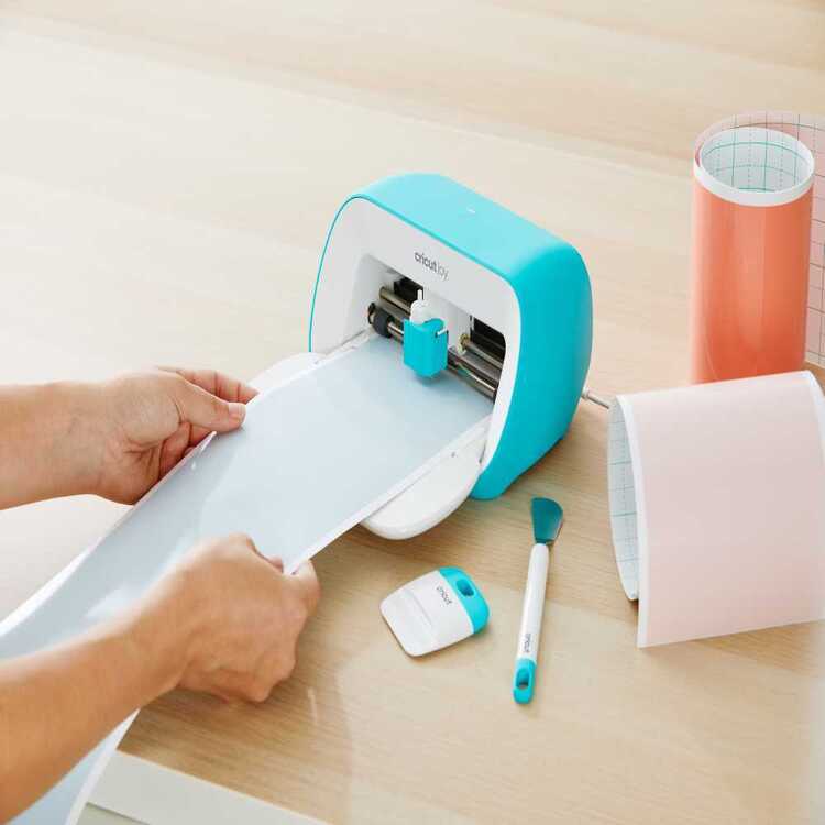 Cricut Joy Smart Cutting Machine